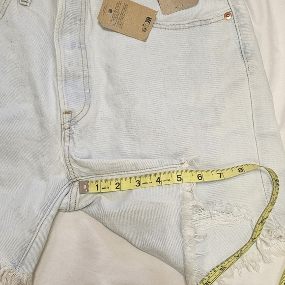 Levi's 501 Original Jean Shorts - Picture 12 of 12